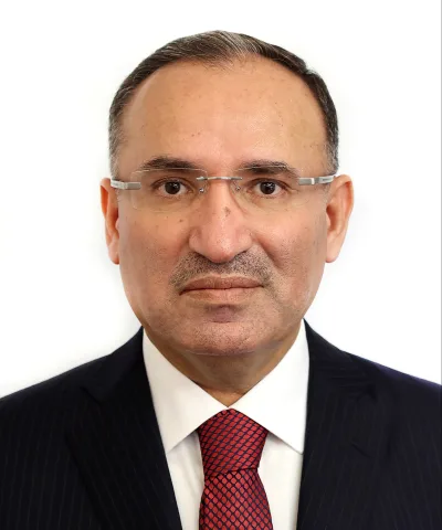 Bekir Bozdağ