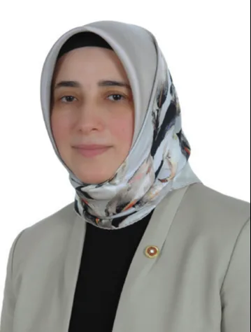 Özlem Zengin