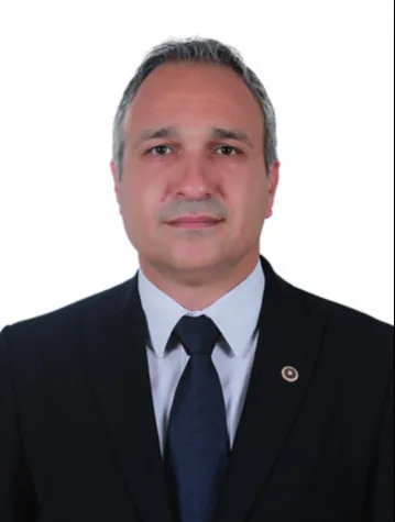 Suat Özçağdaş